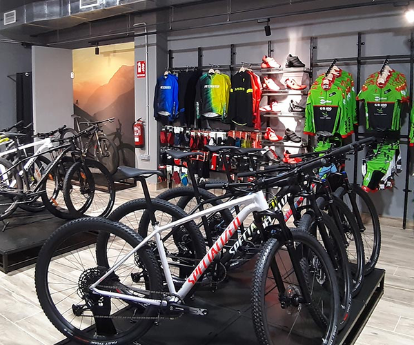 GR-100 Tienda de ciclismo Specialized | Extremadura-Ecopilas estará en la segunda prueba del Open extremeño del Cerro de la Cruz con cuatro ciclistas
