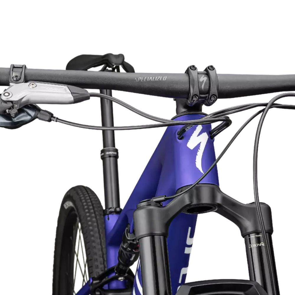 xr:d:DAF1kr0H-cM:134,j:221098443150675434,t:24031812