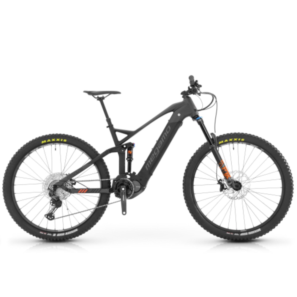 Megamo-Crave-Al-05-2022-cinza