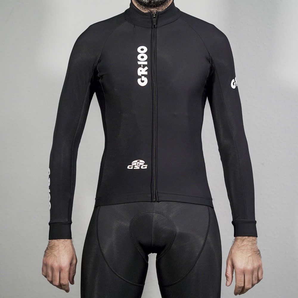 maillot-negro-delantero