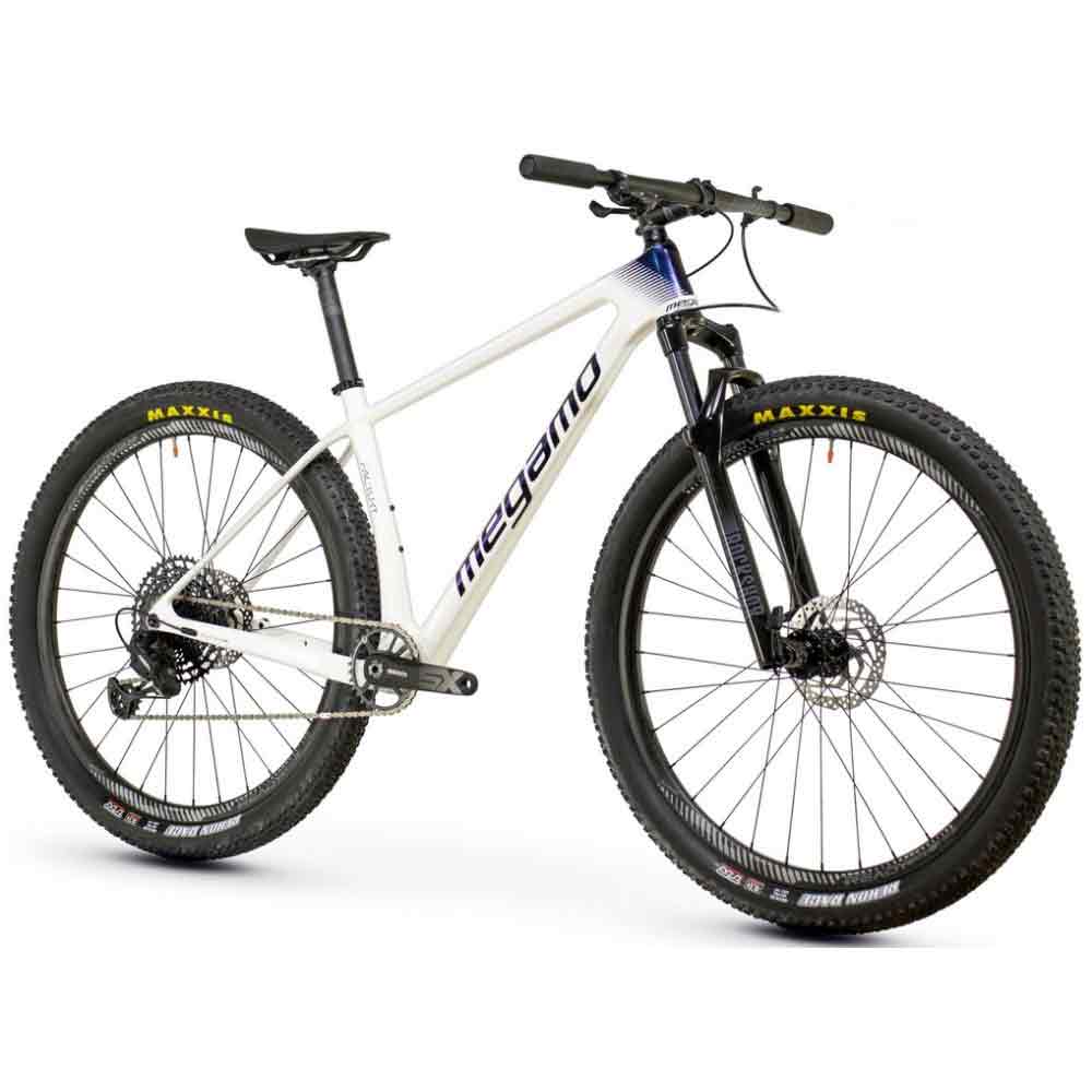 megamo-factory-30-2021-gala