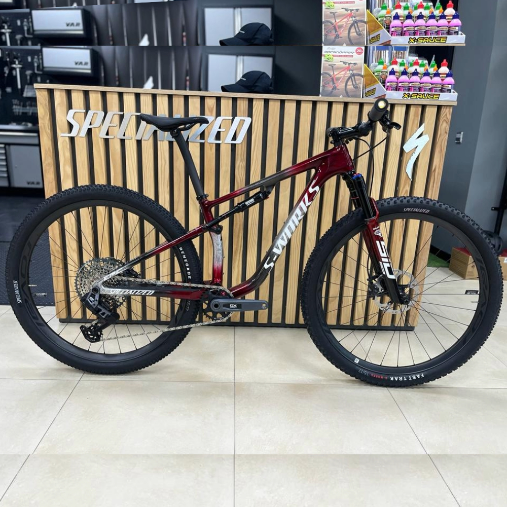 s-worksS-Obras-Épico-S-Obras-Montagem-GR-100s-works