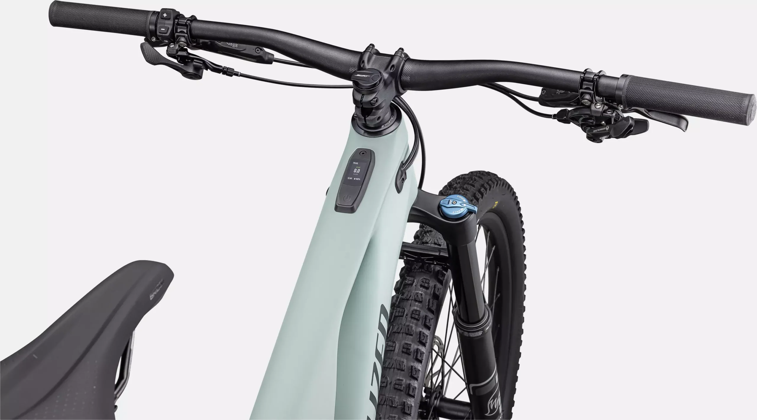 95223-52_LEVO-COMP-CARBON-WHTSGE-DPLAKE_D2-BAR