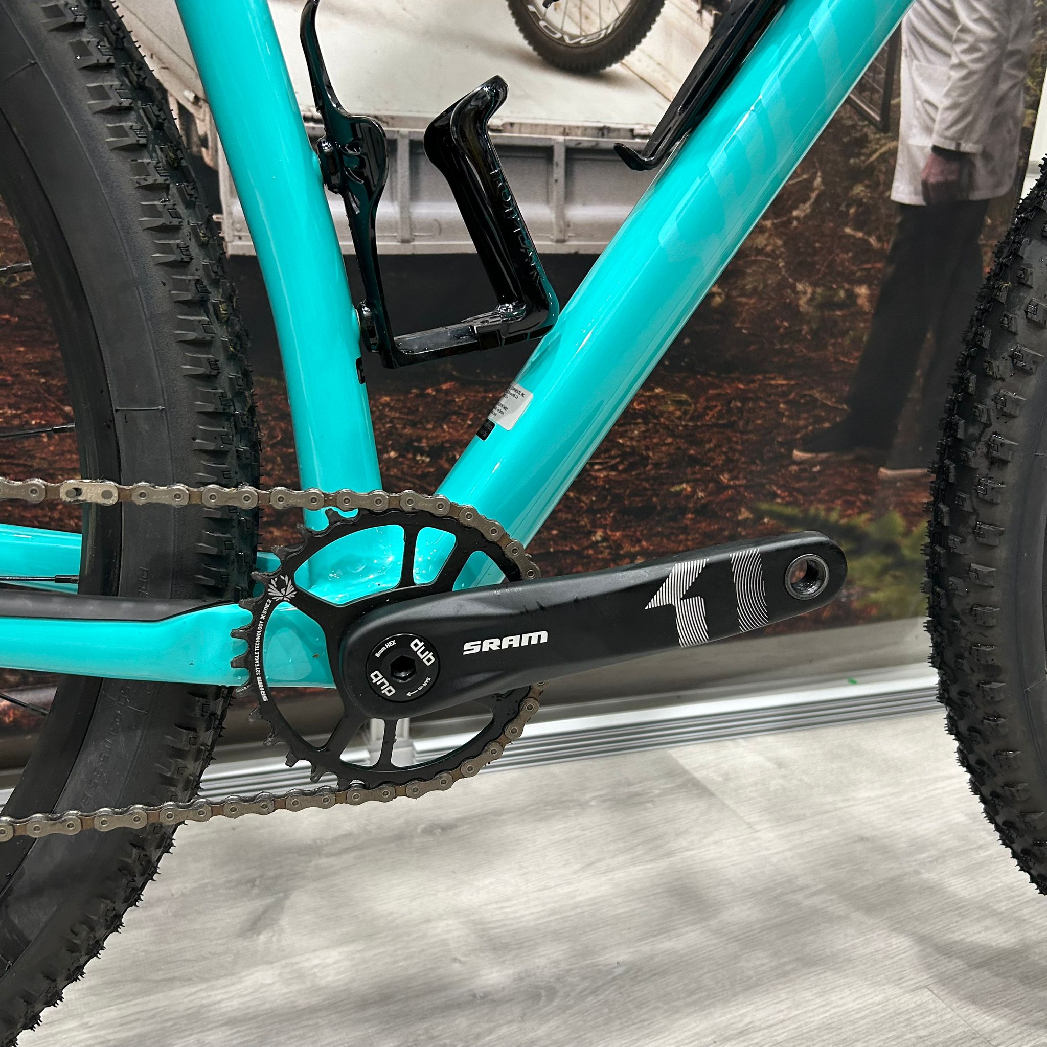 WhatsApp Image 2024-09-05 at 13.32.48 (1)