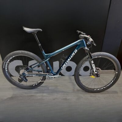Specialized Epic WC Expert 2025