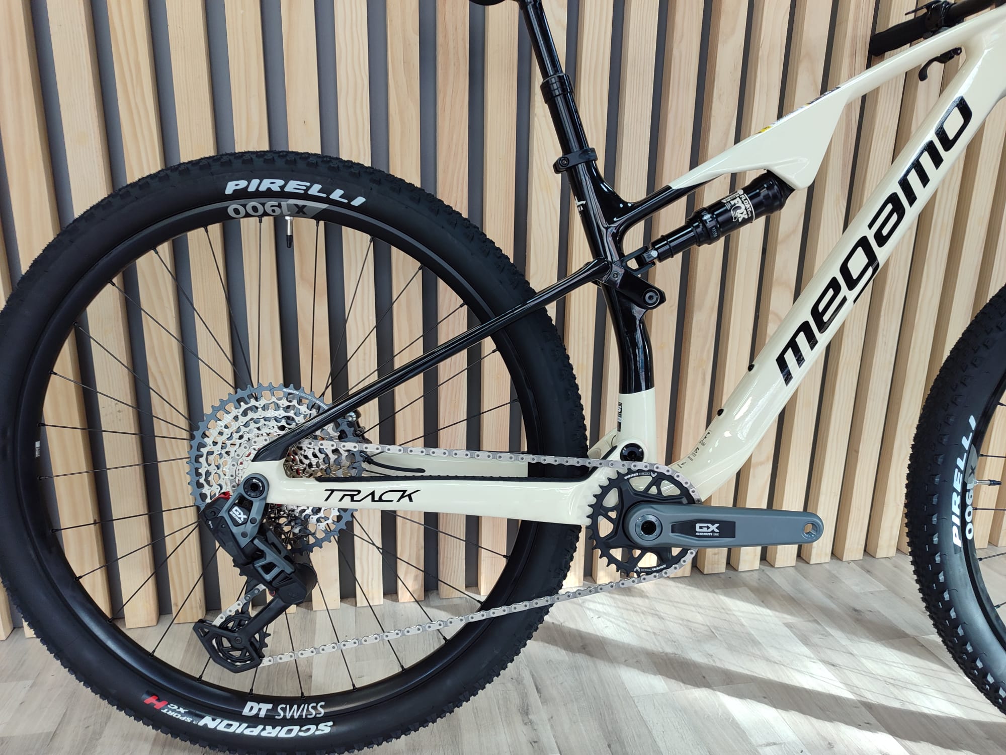 WhatsApp Image 2025-03-27 at 17.42.37 (3)