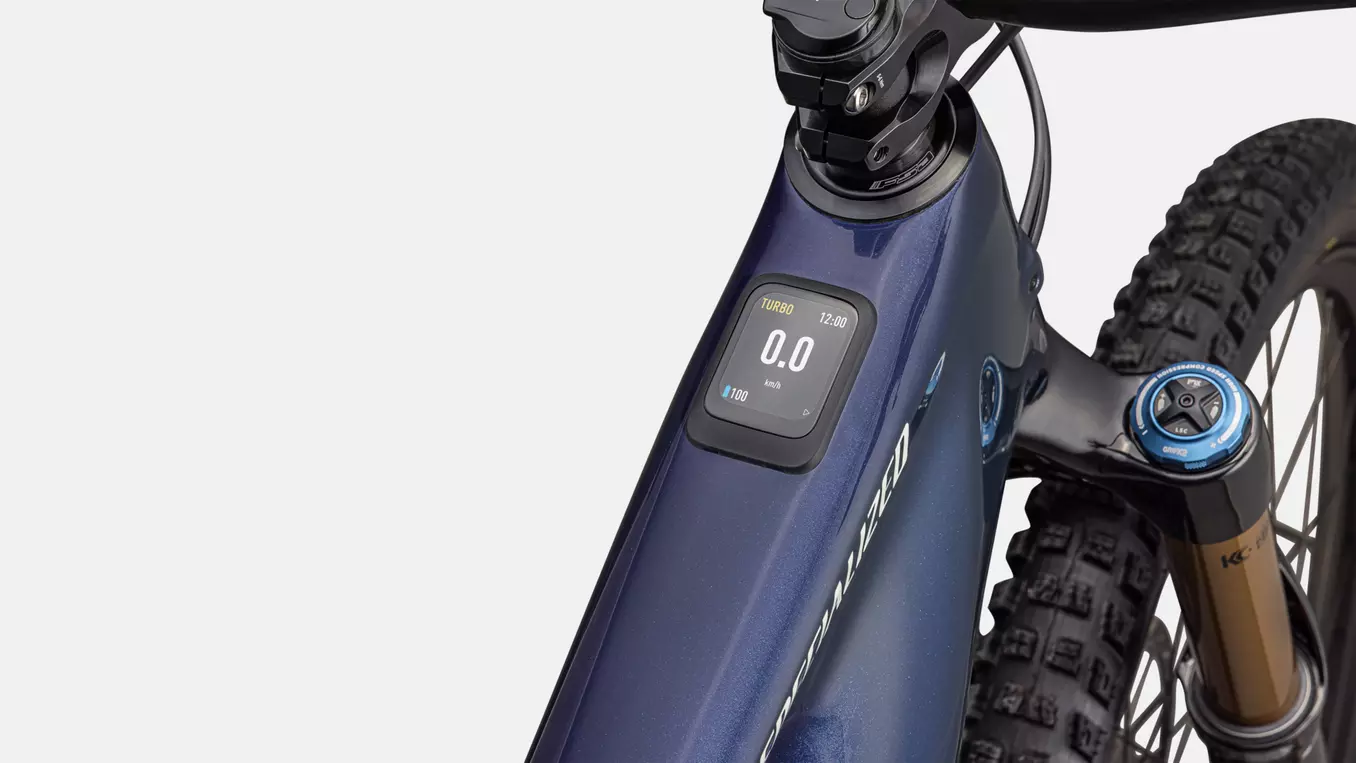 95224-10_LEVO-PRO-CARBON-G4-BLUONYX-DKNVY-BLUGSTPRL_D7-TCU