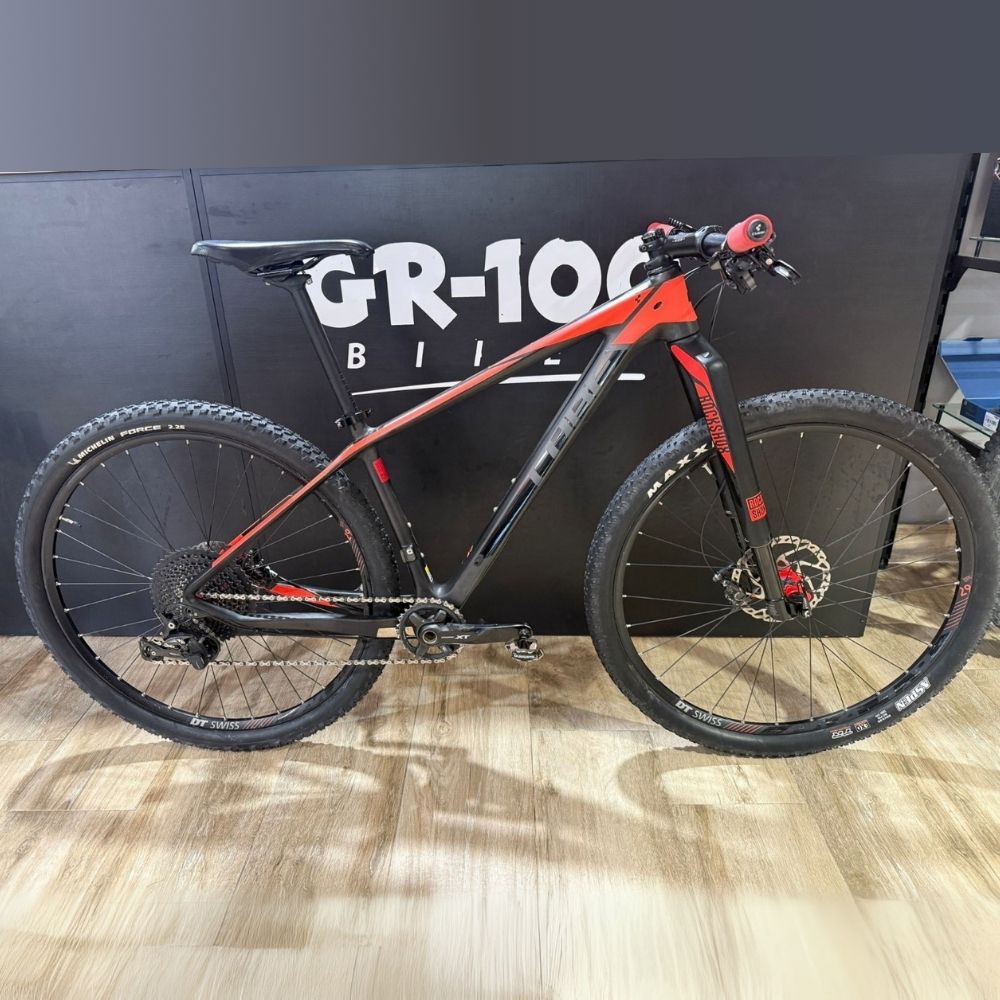 Cube Reaction Carbon Slt 29