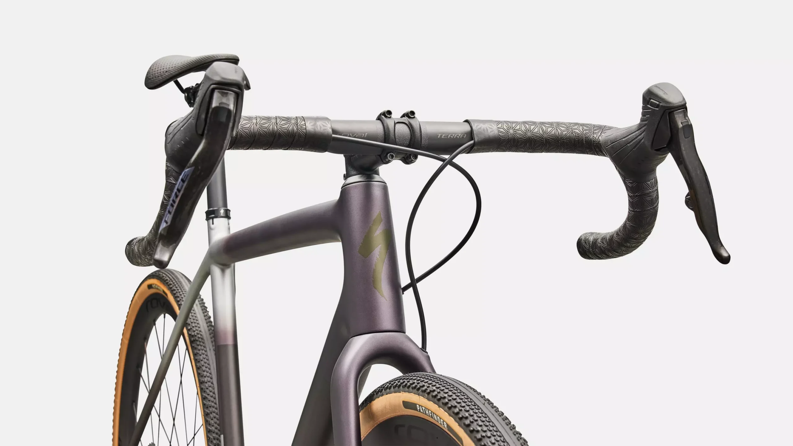 91426-10_CRUX-PRO-NBLMET-SHDWSIL-SMK_D3-HT