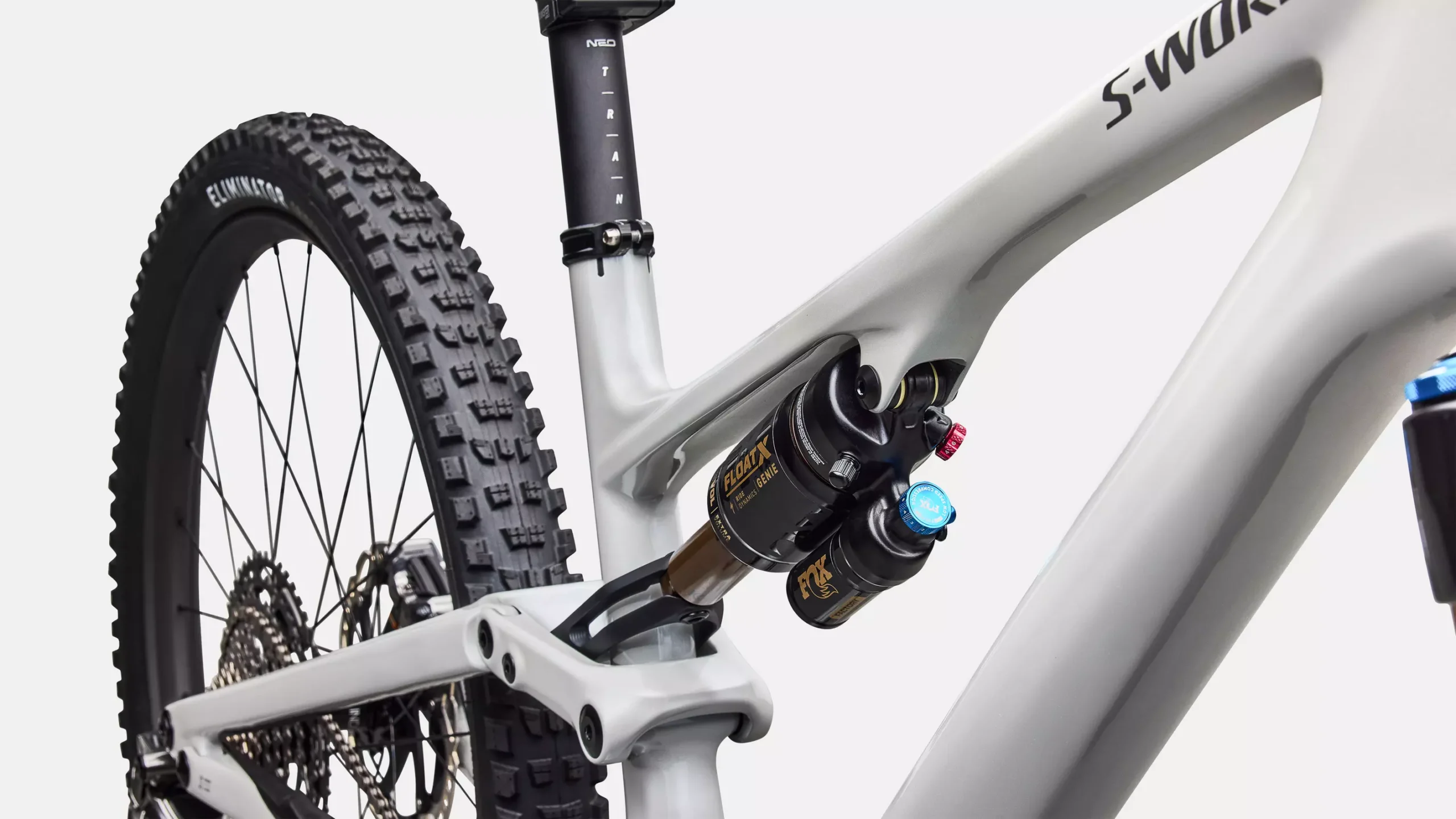 93326-00_SJ-15-SW-DI2-DLMMET-SMKLQDMET_D4-STTT