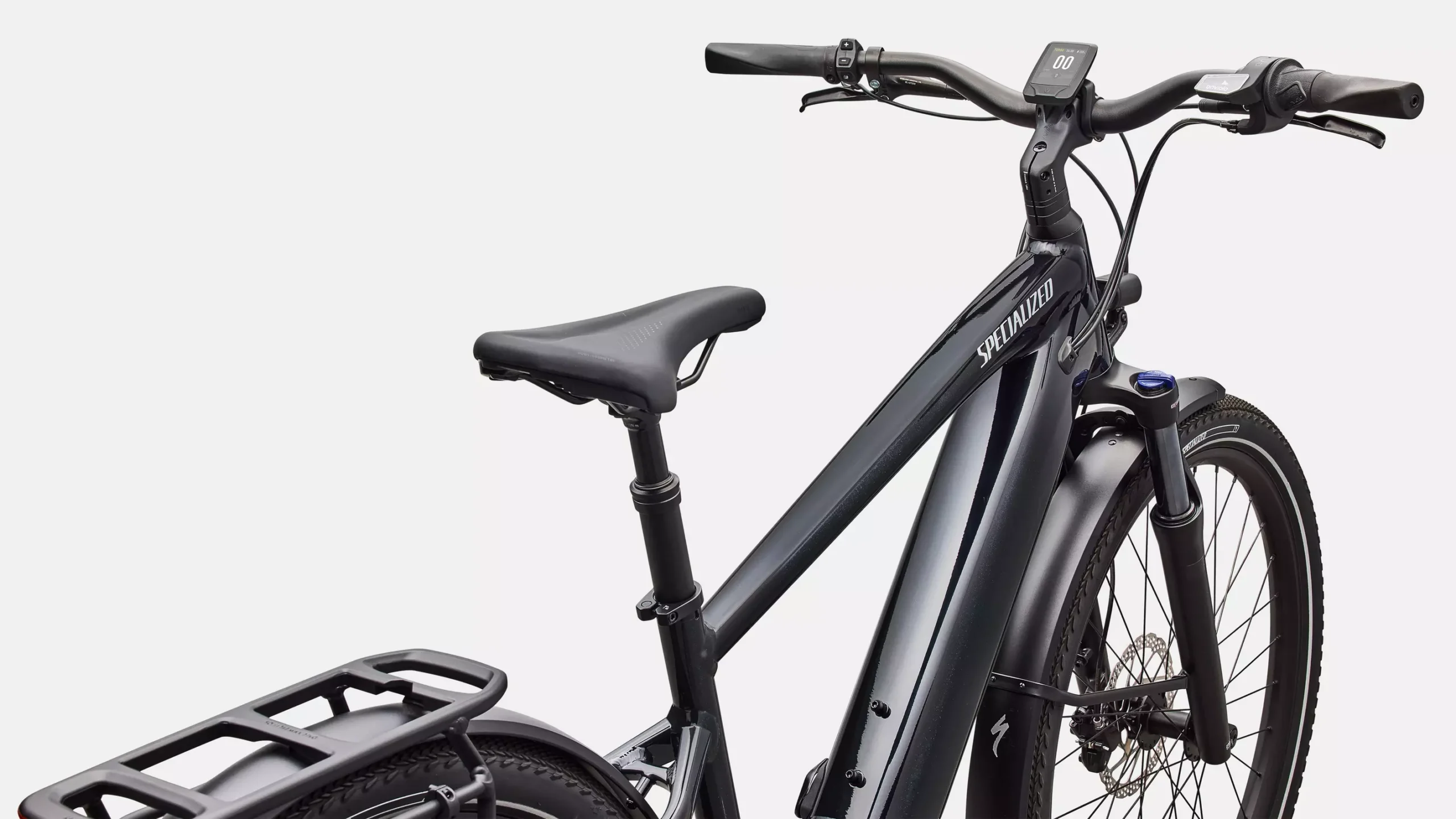 95026-54_VADO-40-IGH-CSTBLK-FLKSIL_D1-POV