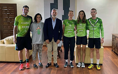 RECEPCIÓN OFICIAL EN EL AYUNTAMIENTO DE PLASENCIA AL EXTREMADURA-ECOPILAS COMO RECONOCIMIENTO POR SUS ÉXITOS DEPORTIVOS