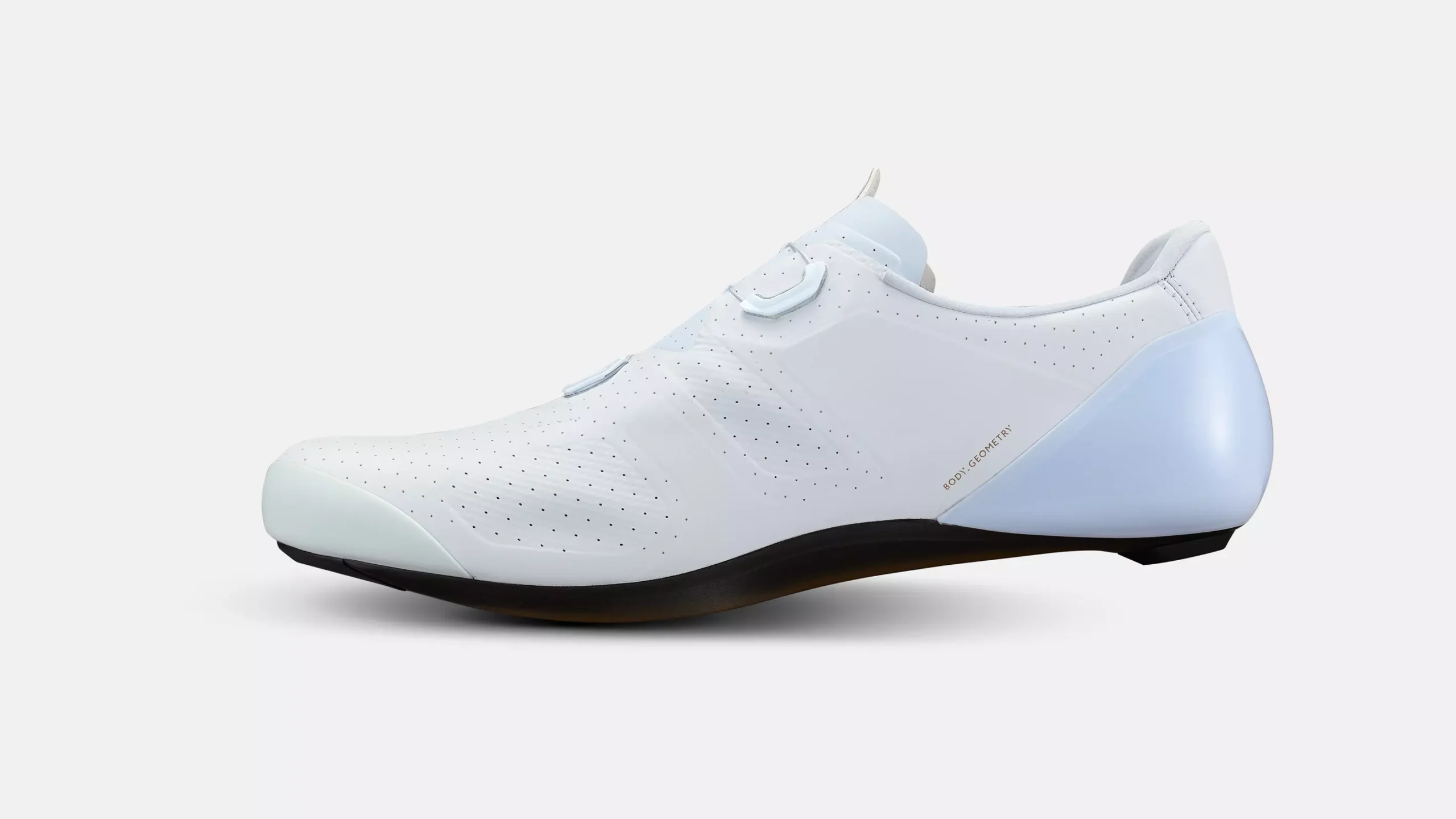 61026-023_SHOE_SW-TORCH-CNY-RD-SHOE-YR-HORSE_MEDIAL