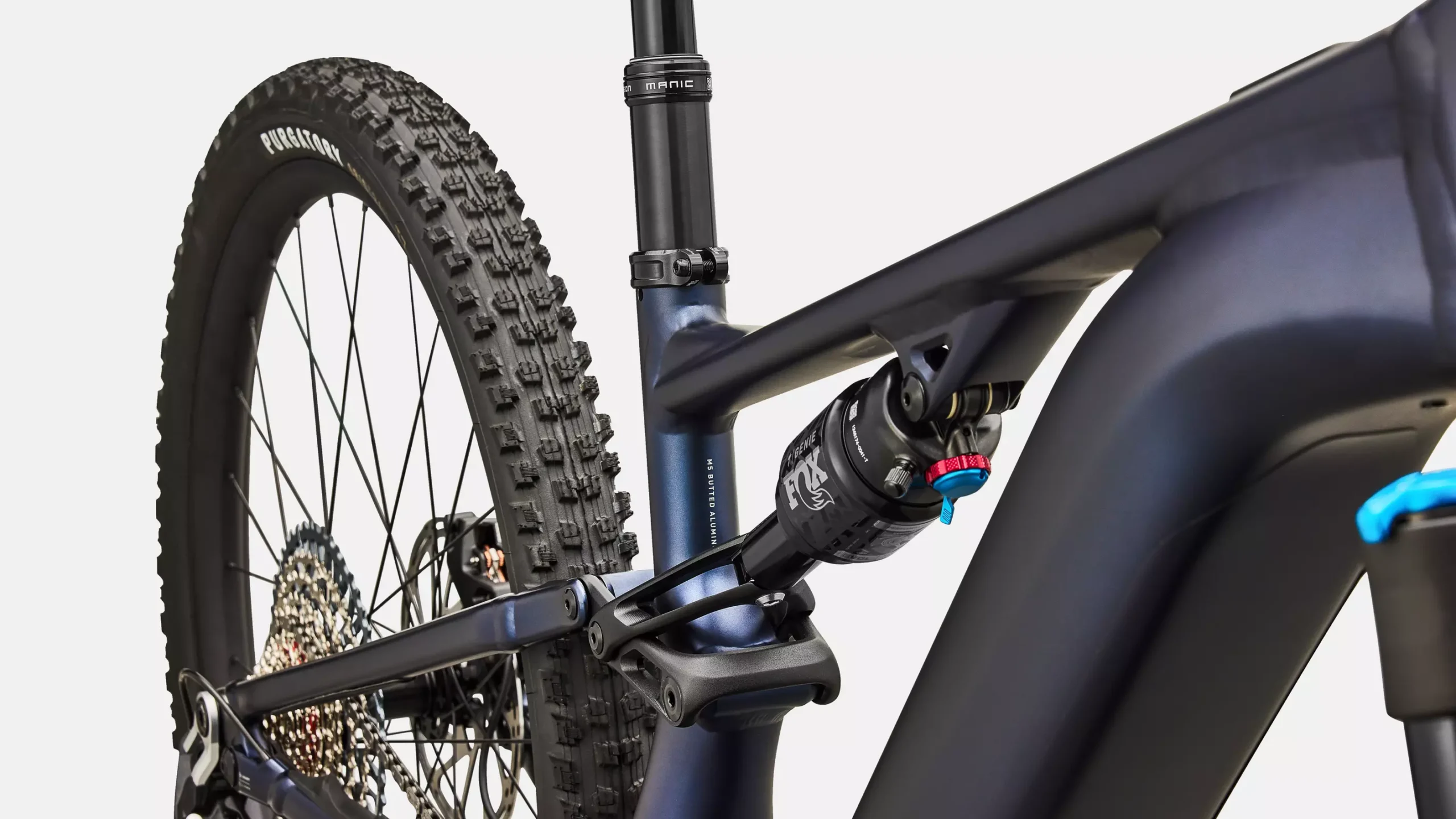 95727-53_LEVO-R-COMP-ALLOY-METDPMRNBLU-SHDWSIL-S1--_D4-STTT