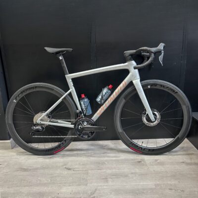Specialized Tarmac SL8 Pro Ultegra Di2 Montaje GR-100 2026